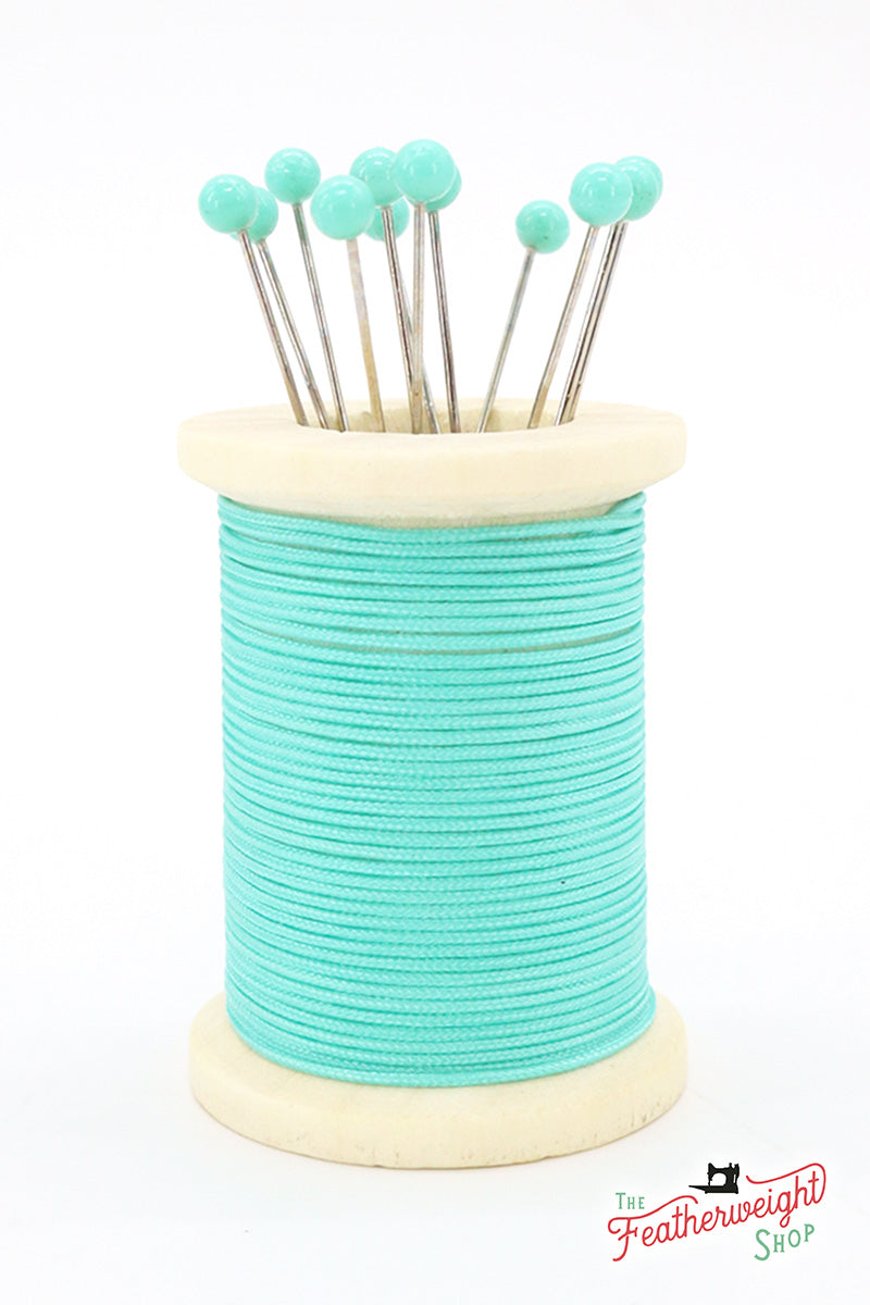 Magnetic Spool Pincushion with Pins - TEAL