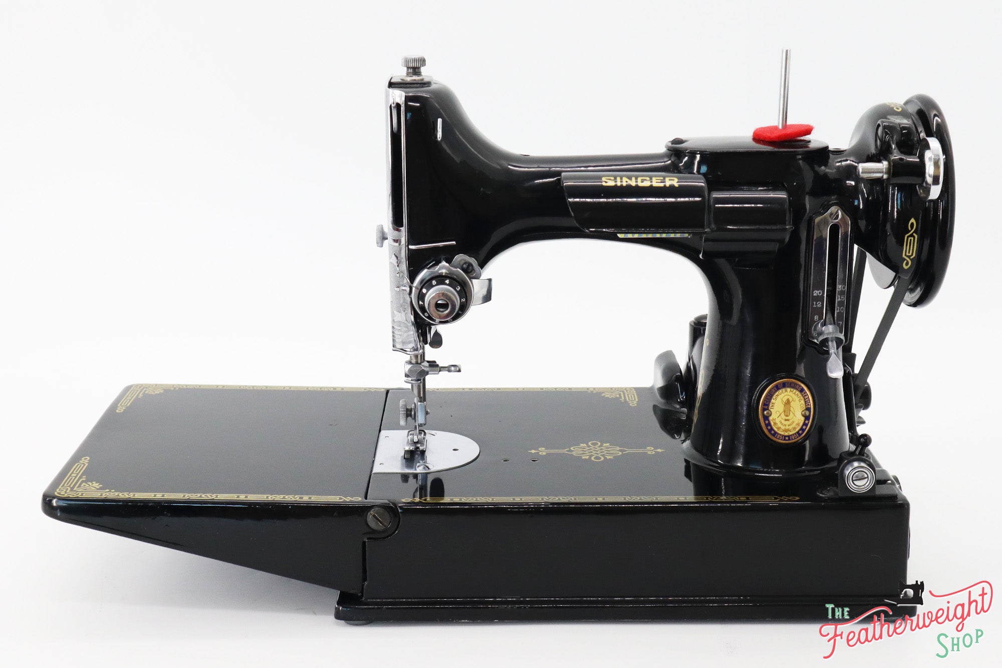 Singer Featherweight 221K Sewing Machine, Centennial! EF9099**