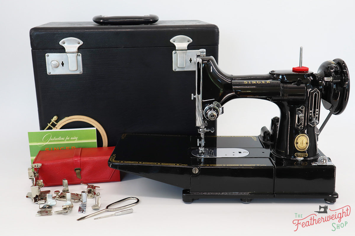 Singer Featherweight 222K Sewing Machine EP133***