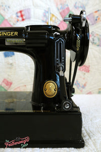 Singer Featherweight 221K Sewing Machine, EH629***