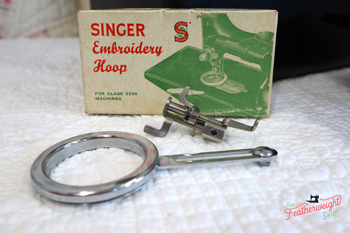 Singer Featherweight 222K Sewing Machine EP131***