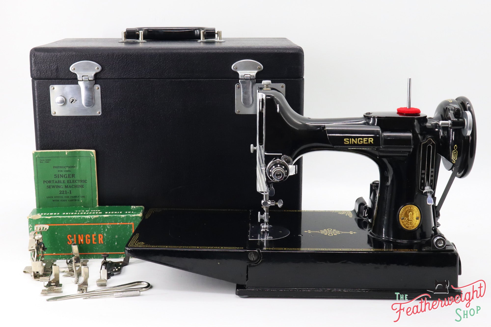 Singer Featherweight 221 Sewing Machine, AJ571***