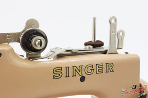 Singer Sewhandy Model 20, Red 'S' - Beige - Complete Set