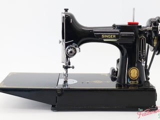 Load image into Gallery viewer, Singer Featherweight 221 Sewing Machine, AL432***