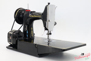 Singer Featherweight 221 Sewing Machine, AL432***