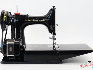 Load image into Gallery viewer, Singer Featherweight 221 Sewing Machine, AL432***