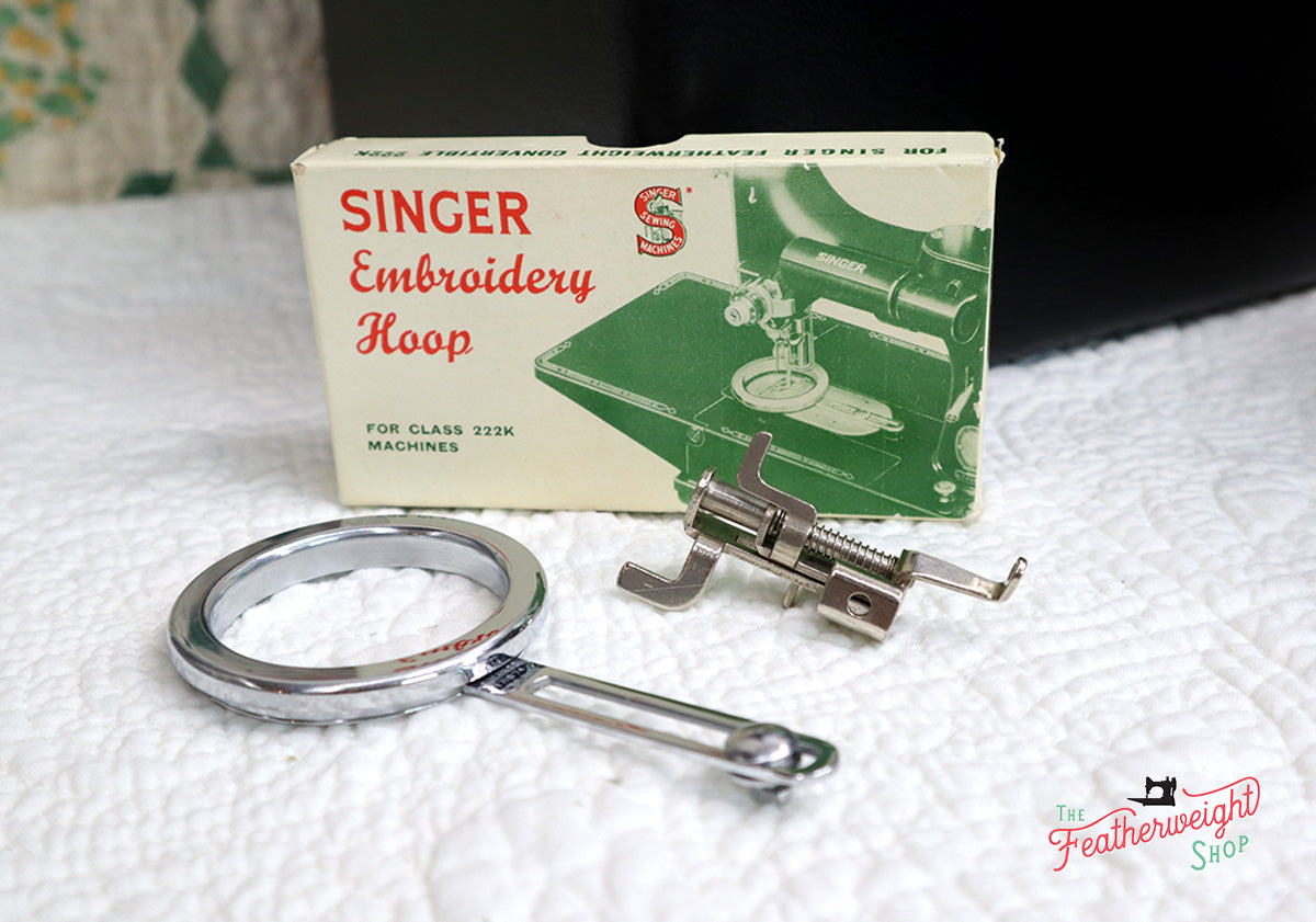 Singer Featherweight 222K Sewing Machine EK6362**