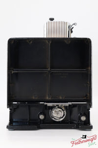 Singer Featherweight 221 Sewing Machine, AL554*** - 1953