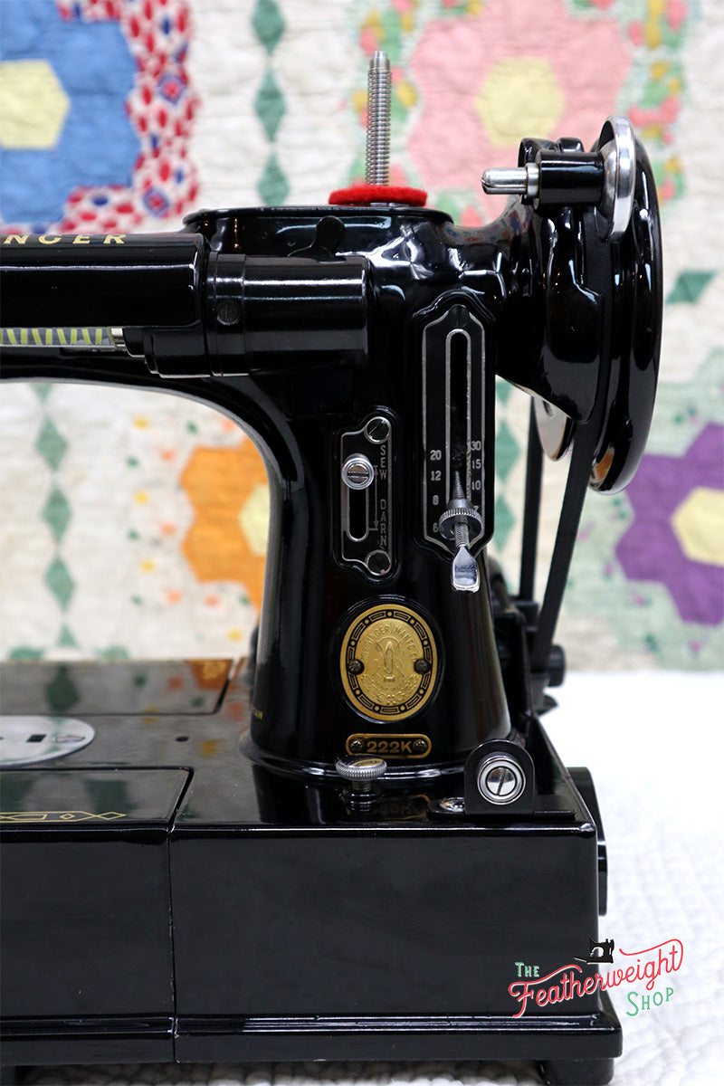 Singer Featherweight 222K Sewing Machine EK6362**