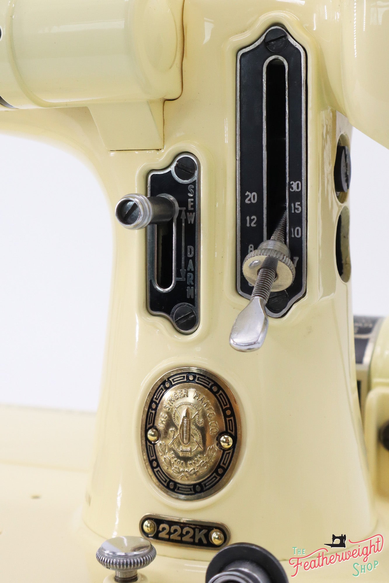 Singer Featherweight 222K Sewing Machine EK3238** - Fully Restored in 'Sugar Cookie'