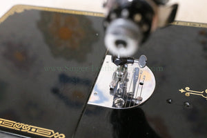 Singer Featherweight 221 Sewing Machine, AL416***