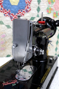 Singer Featherweight 222K Sewing Machine EN136***