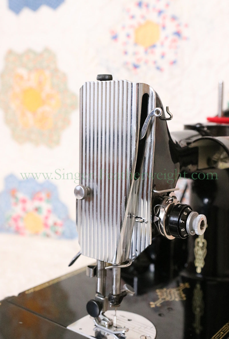 Singer Featherweight 221 Sewing Machine, AL416***