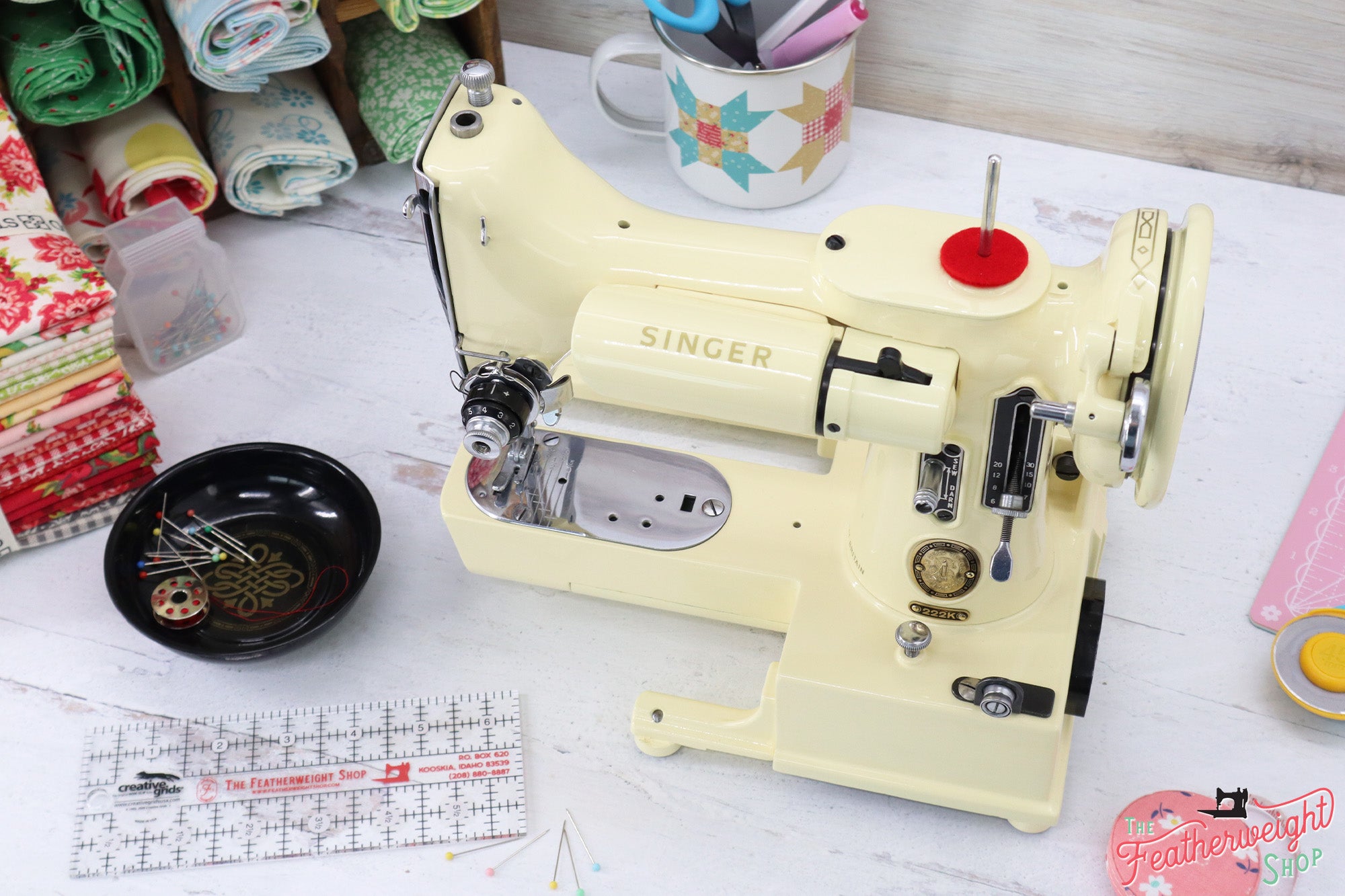 Singer Featherweight 222K Sewing Machine EK3238** - Fully Restored in 'Sugar Cookie'