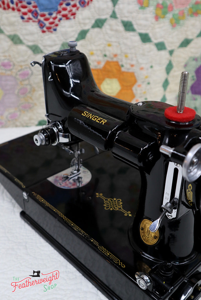 Singer Featherweight 221 Sewing Machine, AE789***