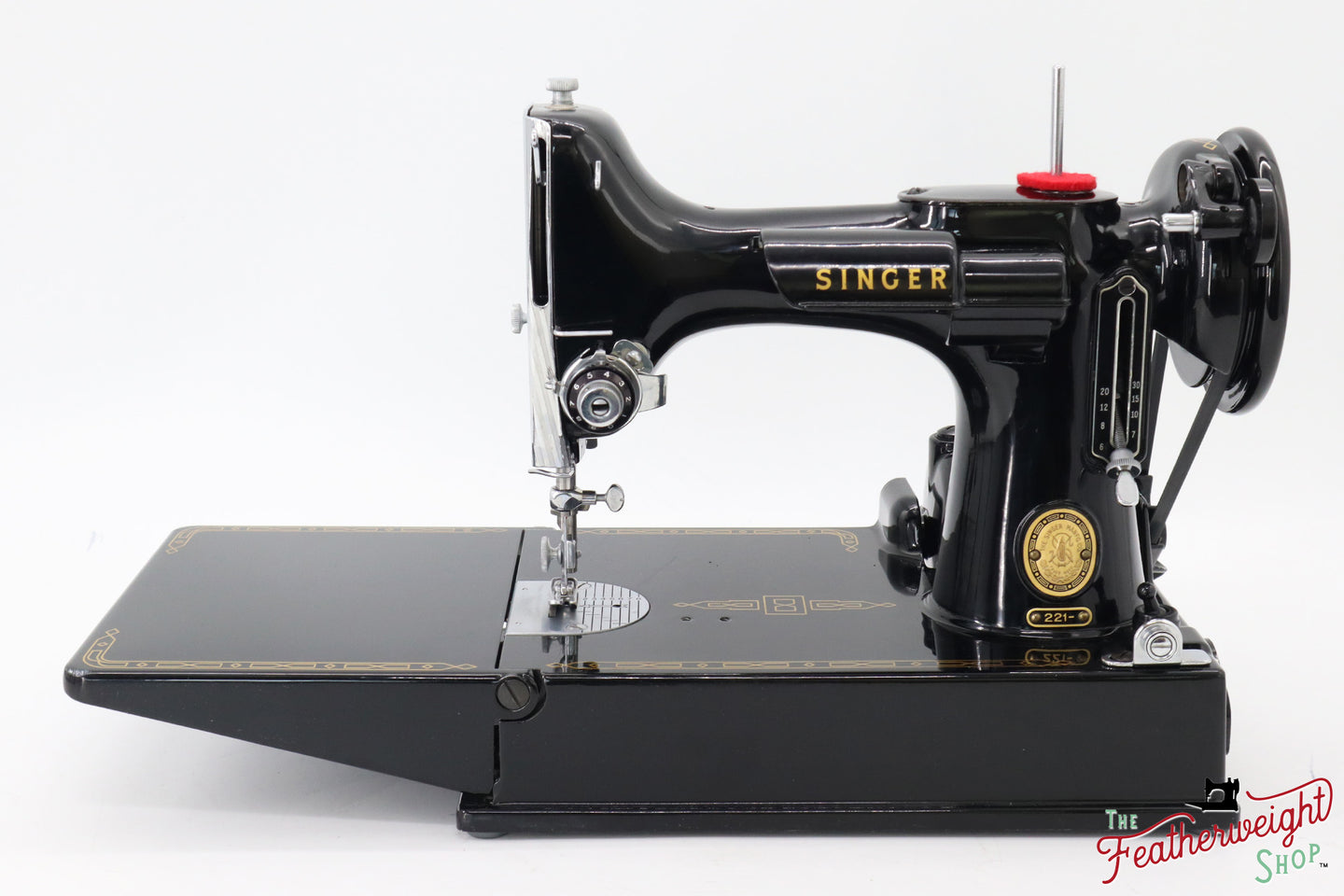 Singer Featherweight 221 Sewing Machine, AM780*** - 1957