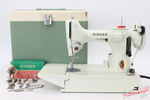 Singer Featherweight 221 Sewing Machine, WHITE FA227***