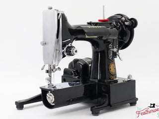 Load image into Gallery viewer, Singer Featherweight 222K Sewing Machine - EM9607** - 1957