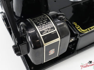 Load image into Gallery viewer, Singer Featherweight 222K Sewing Machine - EJ9109** - 1954