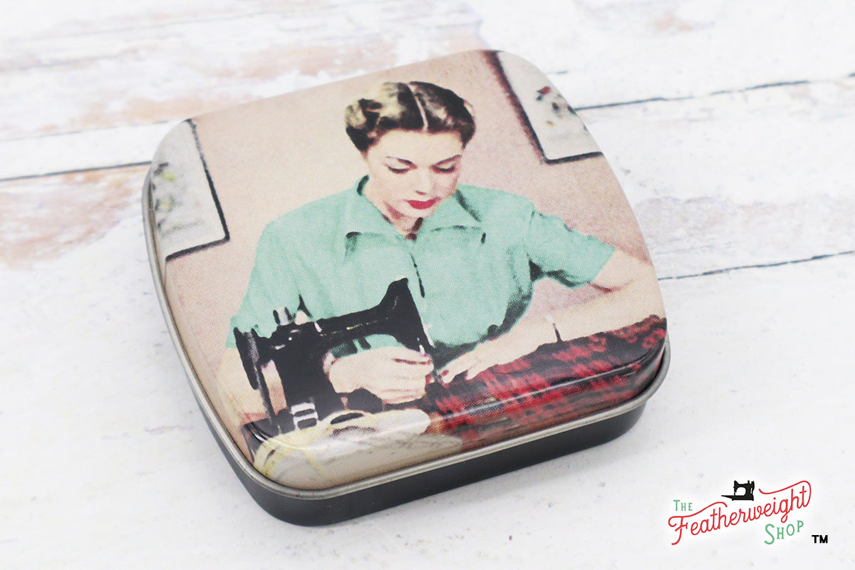 Featherweight pin tin box