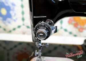 Singer Featherweight 222K Sewing Machine EK62883*