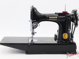 Load image into Gallery viewer, Singer Featherweight 221 Sewing Machine, AF937*** - 1941