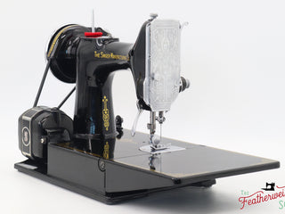 Load image into Gallery viewer, Singer Featherweight 221 Sewing Machine, AF937*** - 1941