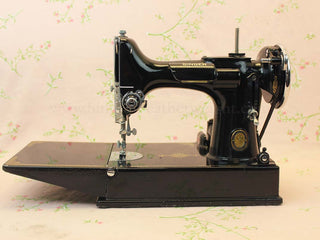 Load image into Gallery viewer, Singer Featherweight 221 Sewing Machine GOLDEN GATE SAN FRANCISCO 1939 Edition AF086***