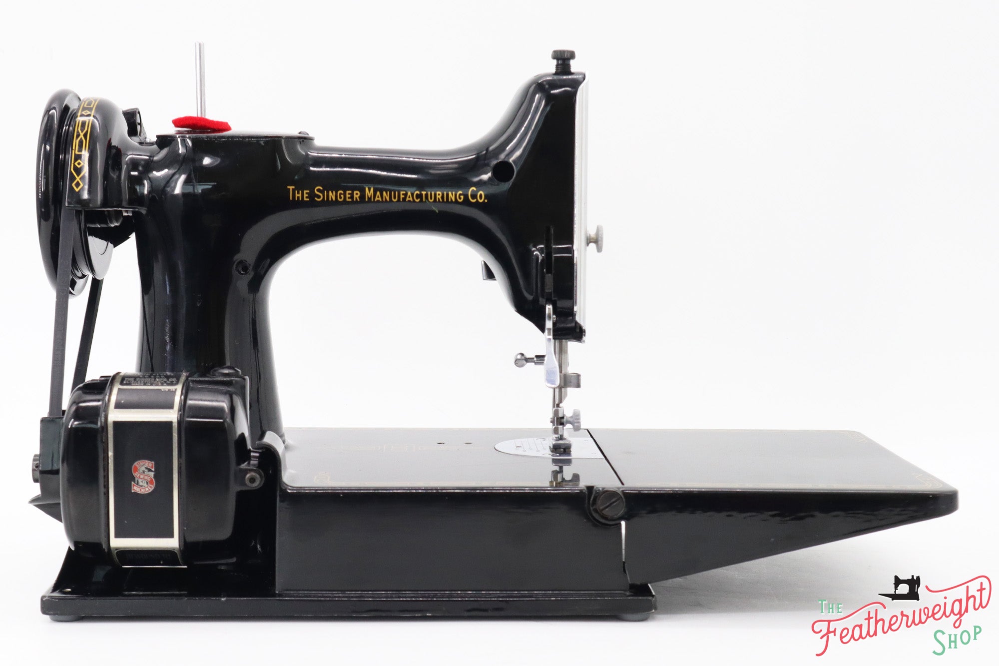 Singer Featherweight 221 Sewing Machine - AL708***