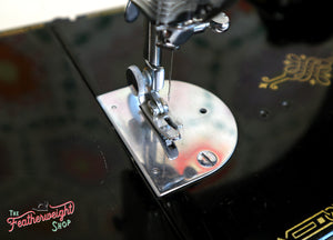 Singer Featherweight 221 Sewing Machine, AE991***