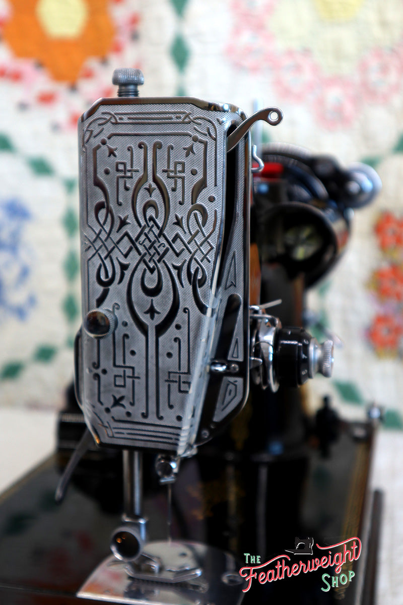 Singer Featherweight 221 Sewing Machine, AE991***