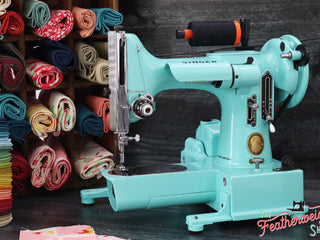 Load image into Gallery viewer, Singer Featherweight 222K Sewing Machine EK63264* - Fully Restored in Tiffany Blue