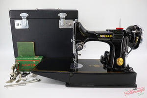 Singer Featherweight 221 Sewing Machine, AF876***