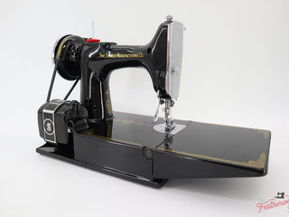 Load image into Gallery viewer, Singer Featherweight 221 Sewing Machine, AF876***