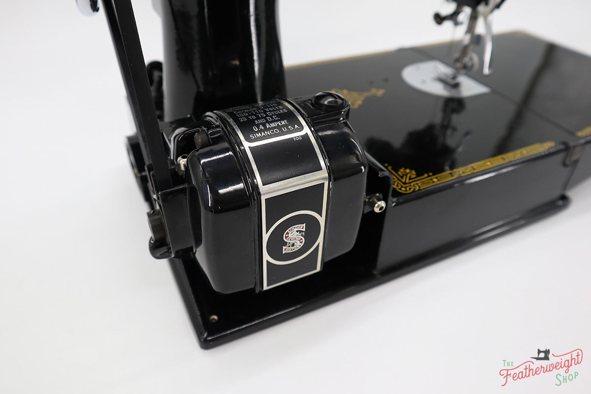 Singer Featherweight 221 Sewing Machine, AF876***