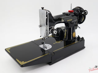 Load image into Gallery viewer, Singer Featherweight 221 Sewing Machine, AL176***