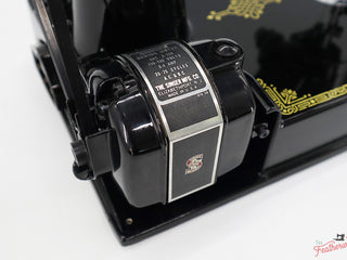 Load image into Gallery viewer, Singer Featherweight 221 Sewing Machine, AL176***