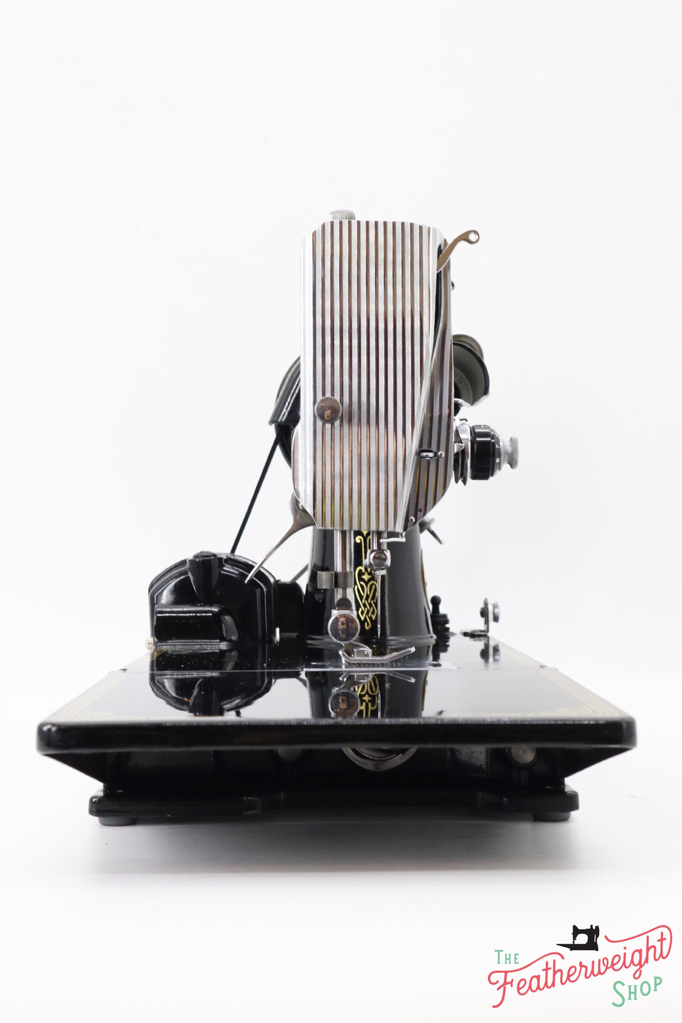 Singer Featherweight 221 Sewing Machine, AJ133***