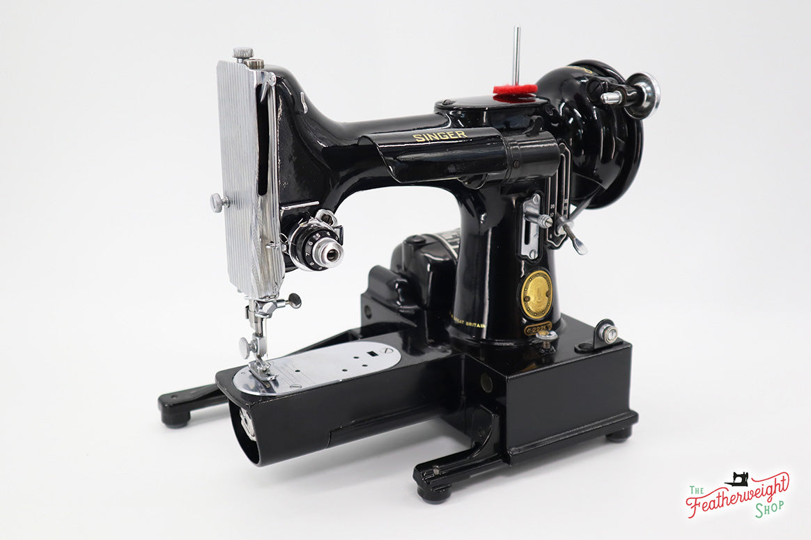 Singer Featherweight 222K 1953 - EJ2681**