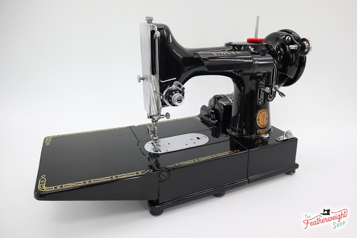 Singer Featherweight 222K Sewing Machine, RED "S" ER0234**