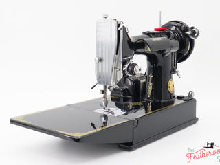 Load image into Gallery viewer, Singer Featherweight 221K Sewing Machine, EH3781** - 1952