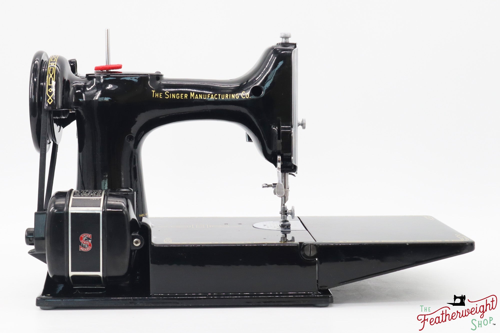 Singer Featherweight 221K Sewing Machine, 1955 - EK211***