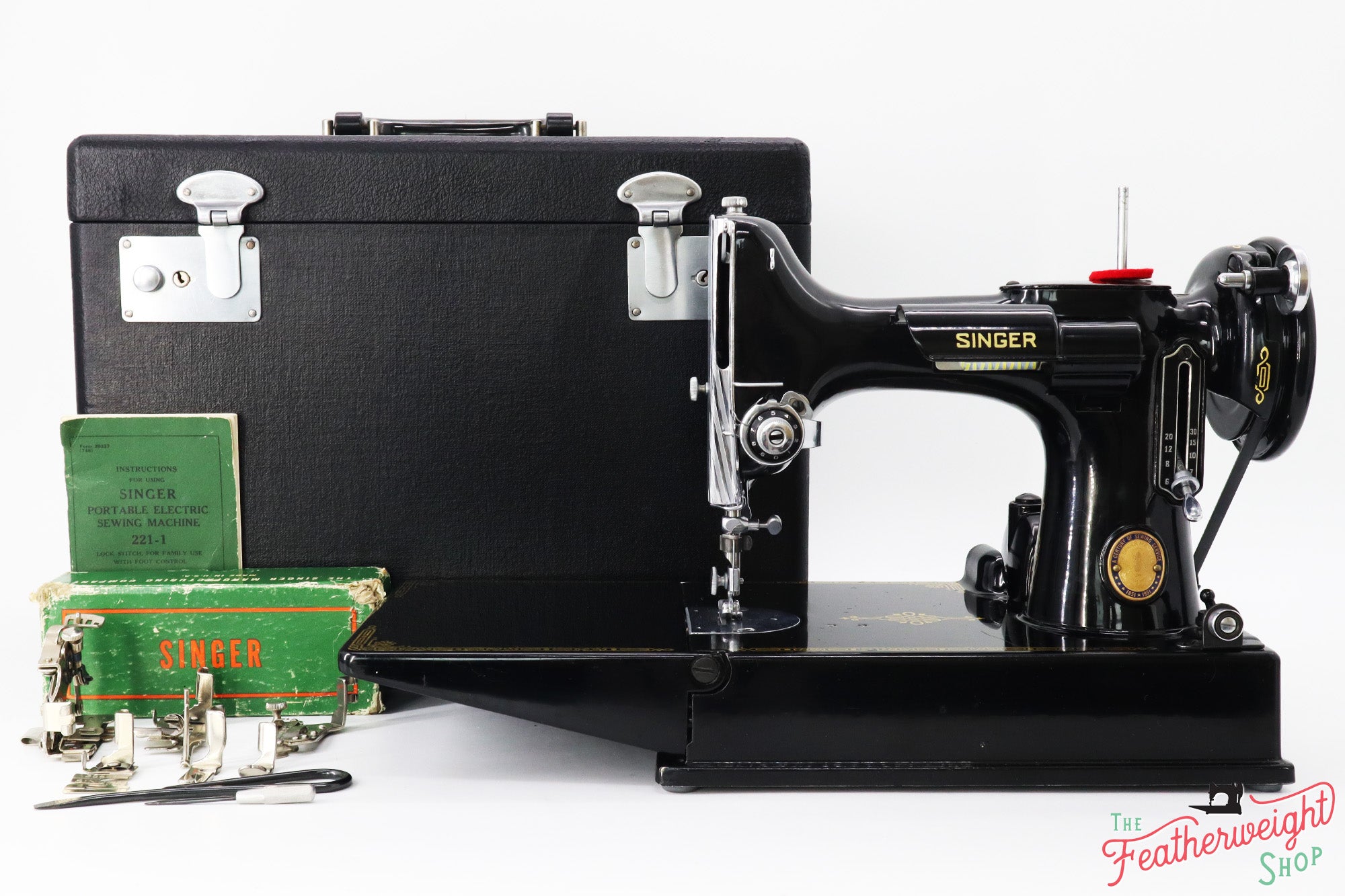 Singer Featherweight 221 Sewing Machine, Centennial: AK072***