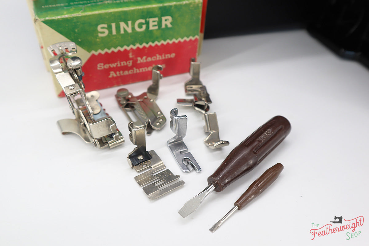 Singer Featherweight 221 Sewing Machine, RED "S" ES243***