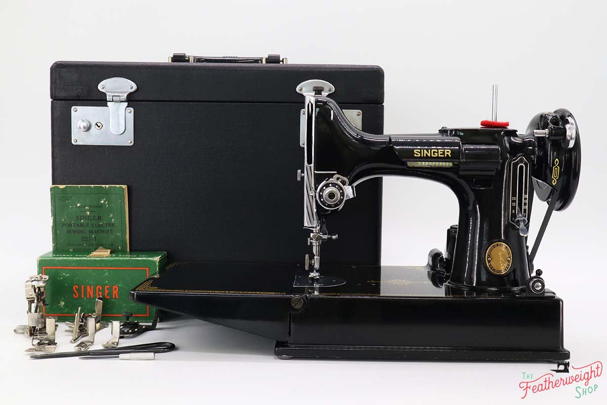 Singer Featherweight 221 Sewing Machine, Centennial: AK410***