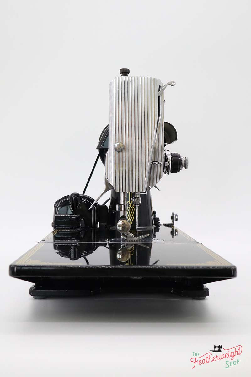 Singer Featherweight 221 Sewing Machine, Centennial: AK410***