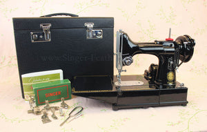 Singer Featherweight 222K Sewing Machine EM961***