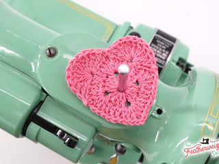 Load image into Gallery viewer, Spool Pin Doily - Heart