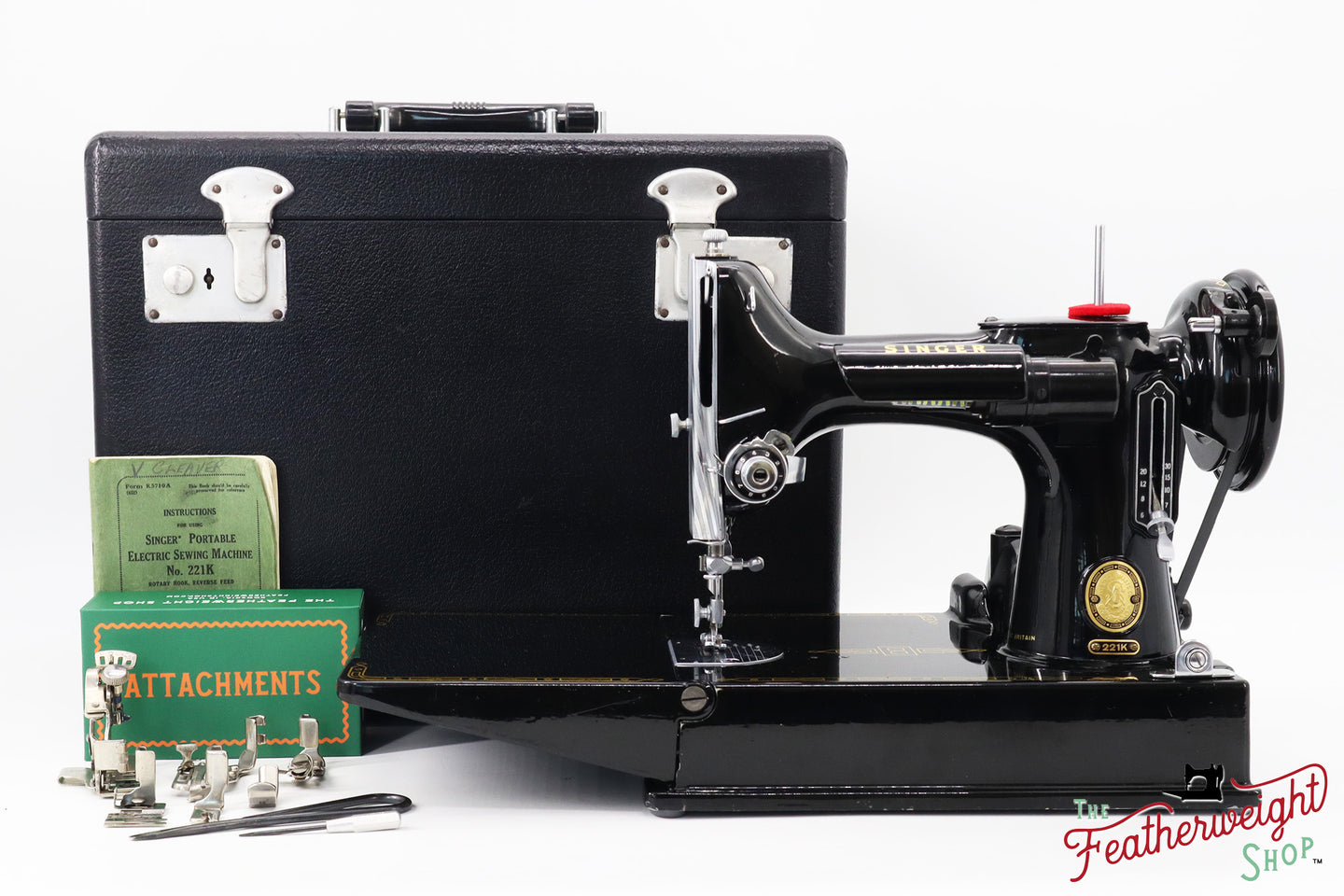 Singer Featherweight 221K Sewing Machine, 1957 - EM598***
