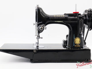 Load image into Gallery viewer, Singer Featherweight 221K Sewing Machine, 1957 - EM598***